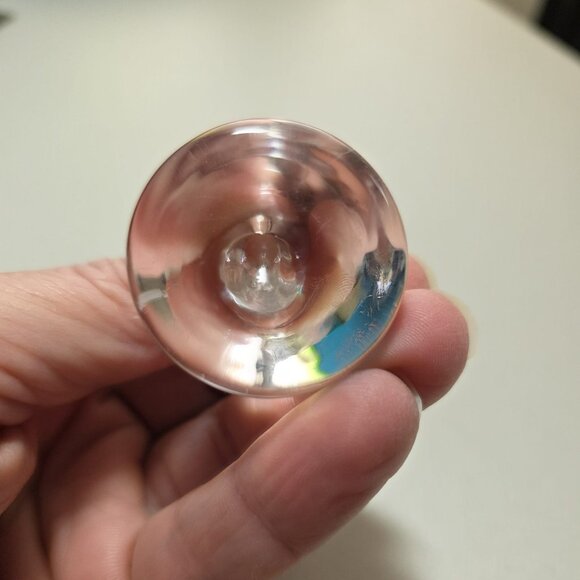 Handmade Glass Kiss - Picture 2 of 4